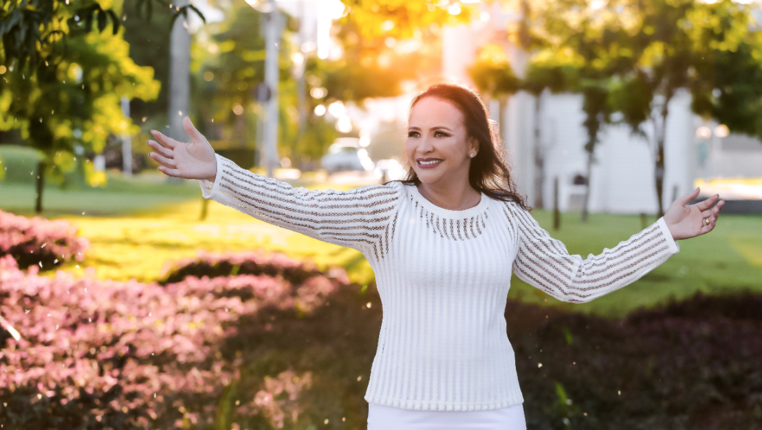 Zenaide Weber lança single “Guarda-me” com a participação do Pr. Adalberto Olívio