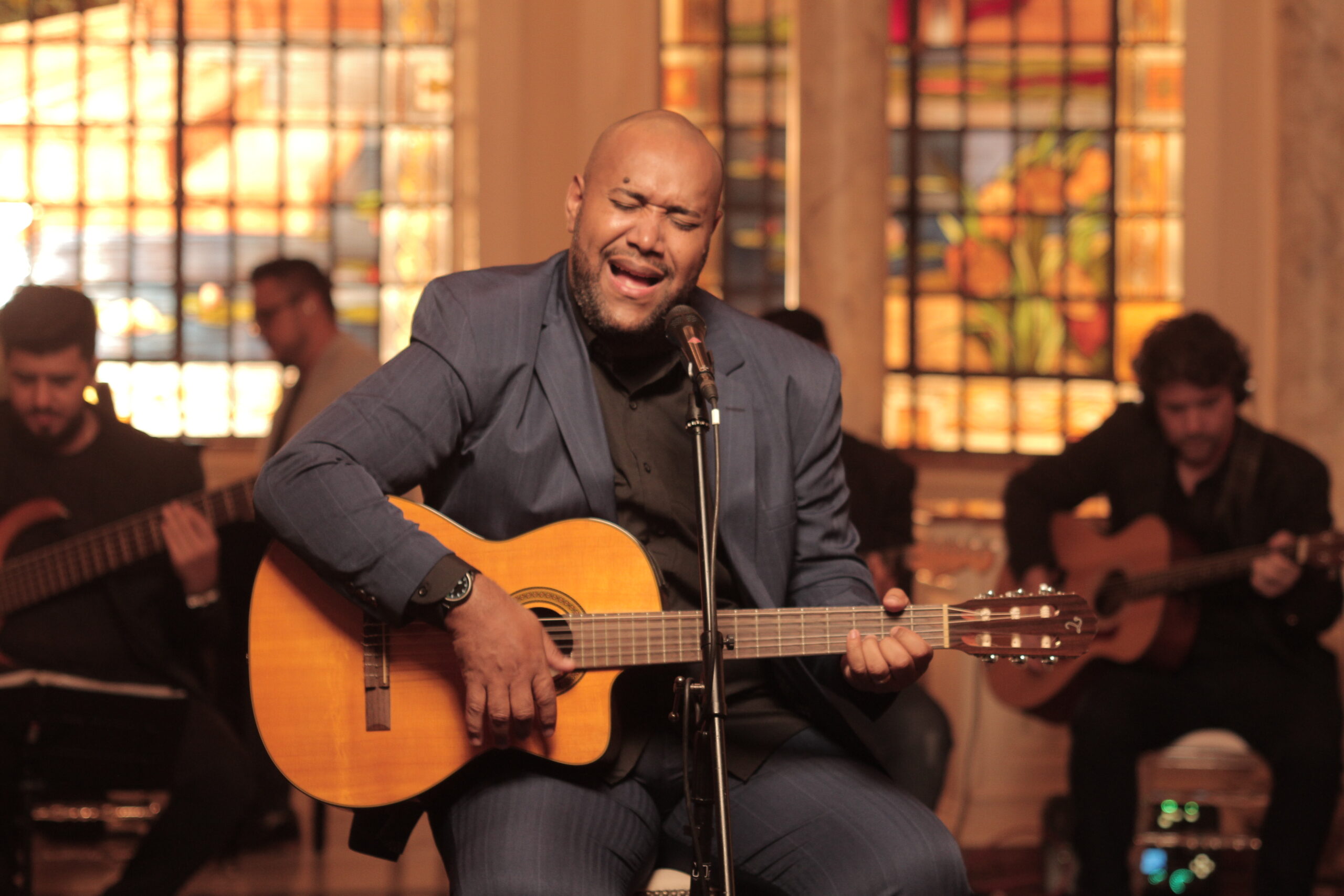 GERSON RUFINO COMEMORA 25 ANOS DE SEU MAIOR SUCESSO ‘’DIA DE SOL’’ NO PRÓXIMO DIA 23, COM RELEITURA DA CANÇÃO