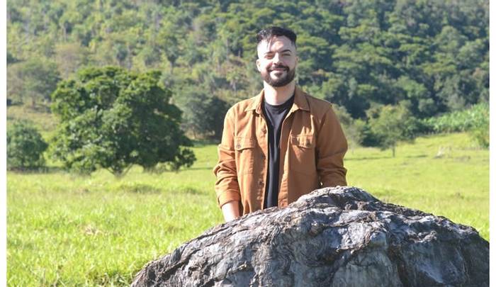 Adriell Santos lança o single “Perdoado” após ser curado da COVID-19