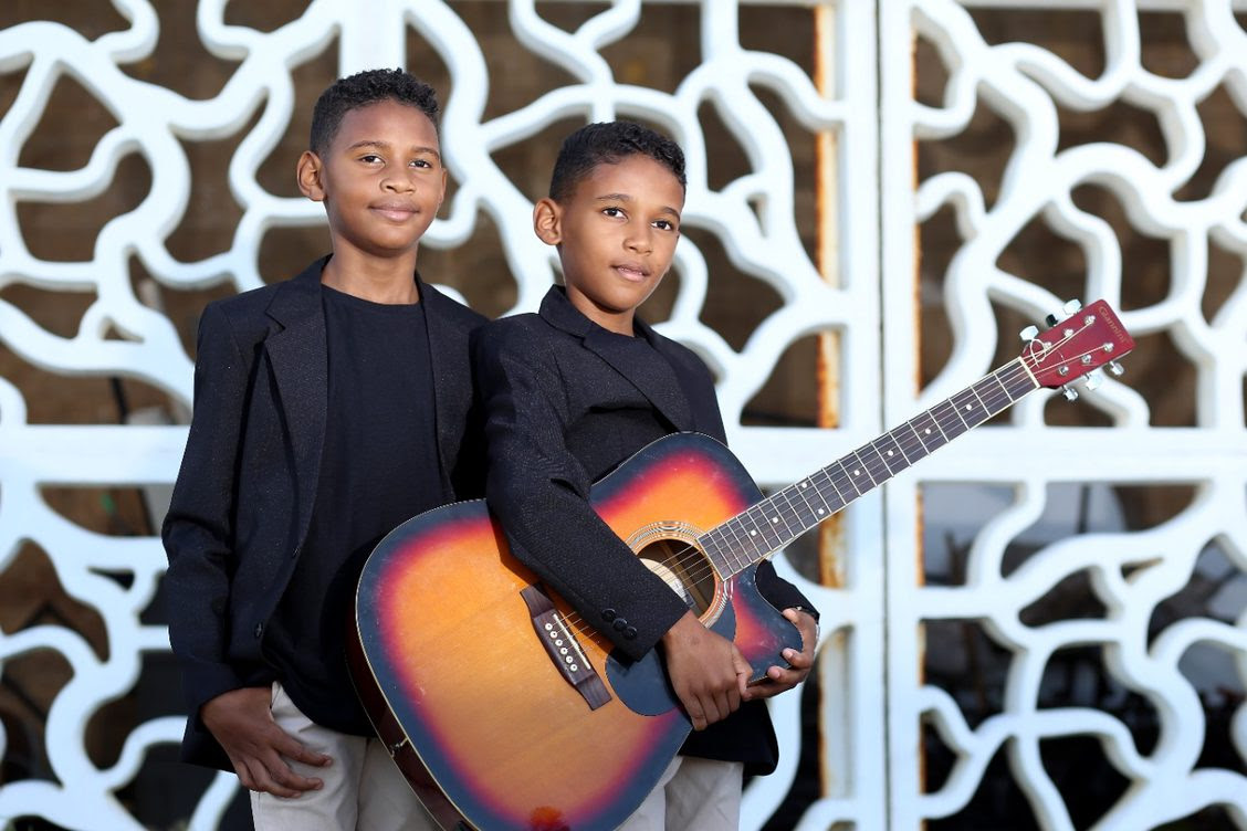 Miguel Ângelo e Gabriel lançam o single autoral “Vivo Está” pela Central Gospel Music
