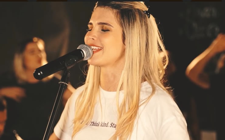 Monique Rostoldo lança seu novo single – Canção do Céu