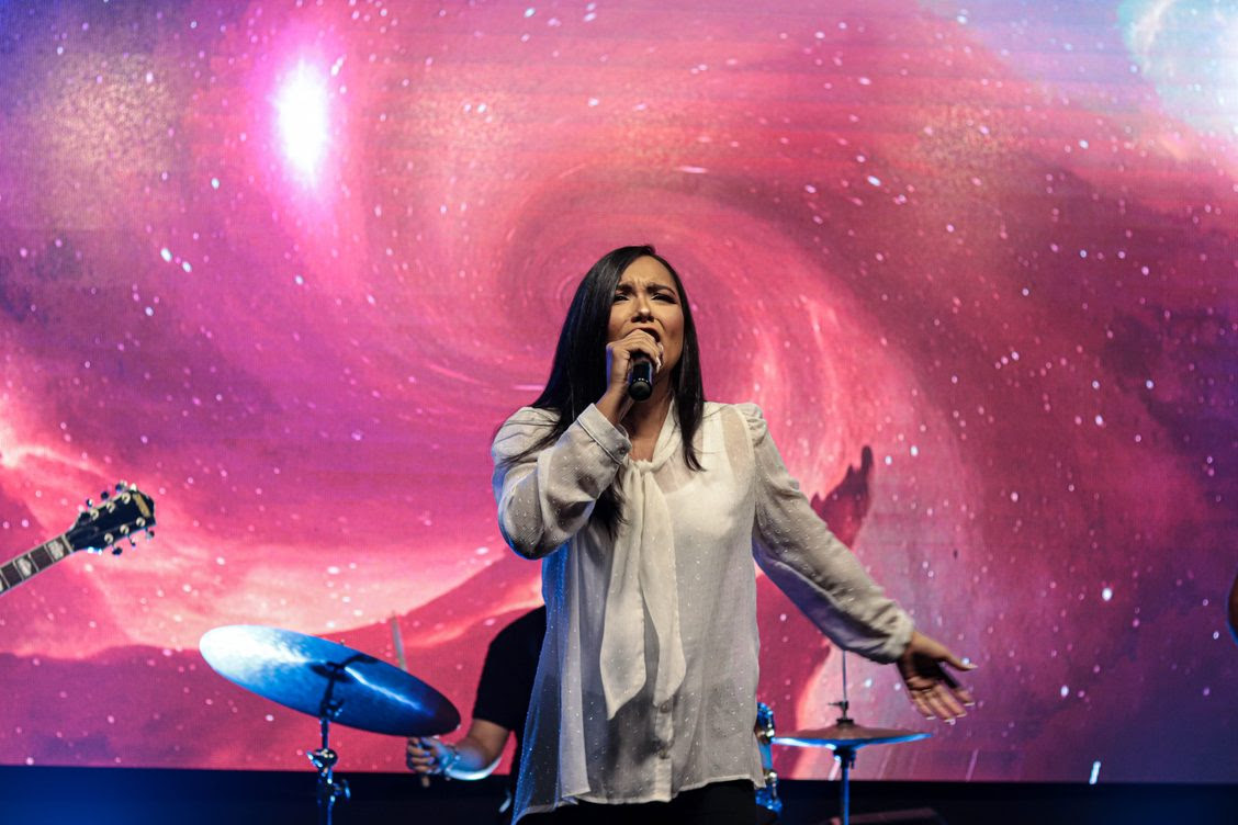 Layza Tavares lança o single e o clipe “Meu Grande Amor”