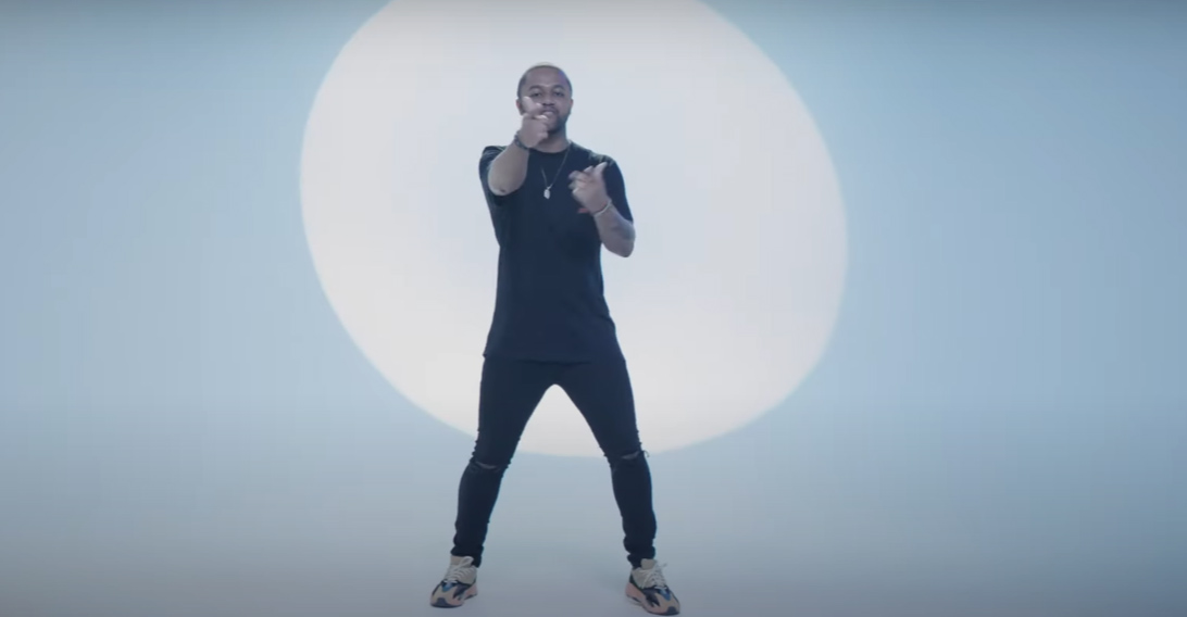 Rapper Gamer Over lança o álbum “Em Sua Imagem” nas plataformas de música