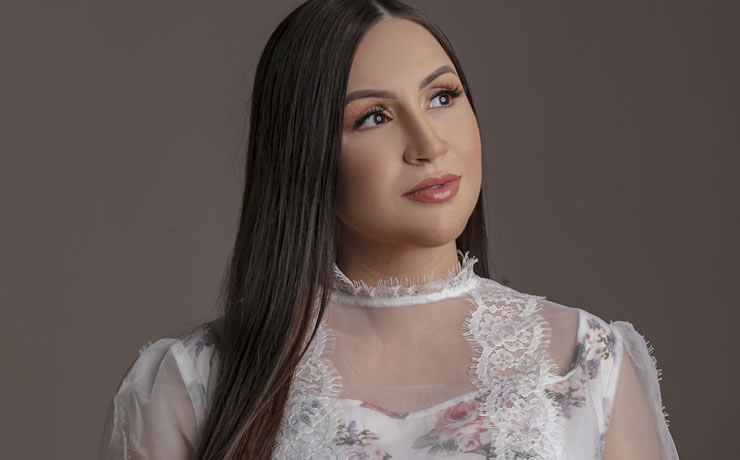 Após vencer dificuldade de engravidar, Luana Rodrigues lança “Como Nasce um Milagre”