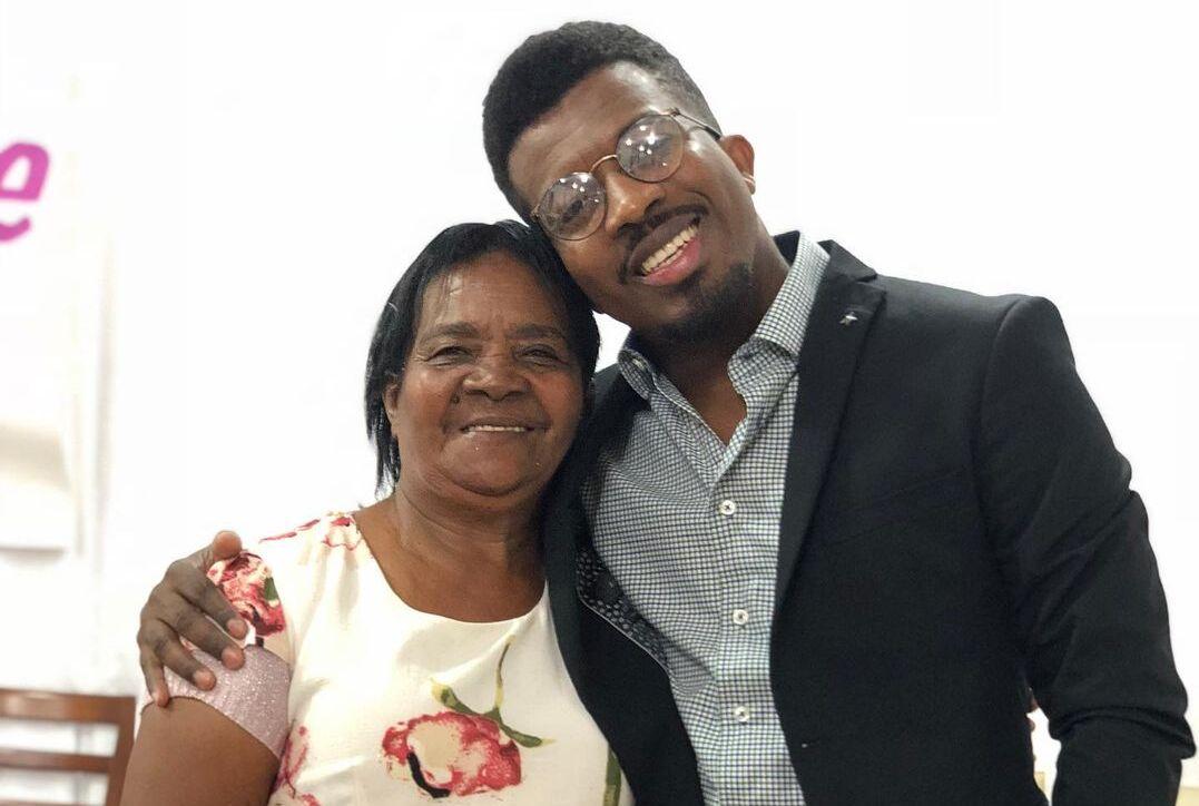 MÃE DO CANTOR DELINO MARÇAL É MORTA APÓS AGRESSÃO NA PORTA DA IGREJA EM GOIÂNIA