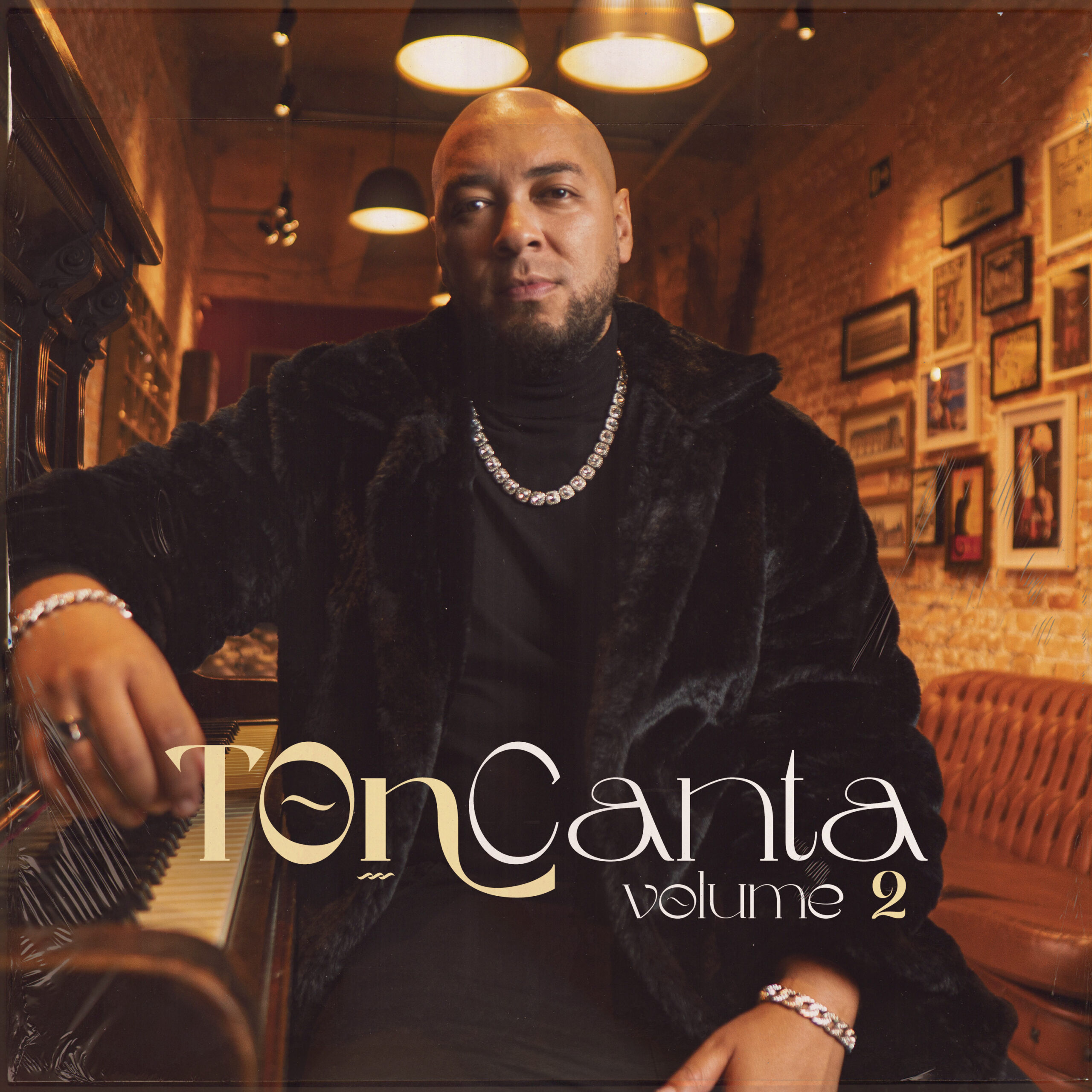 “Ton Canta 2”, preservando os vínculos com a boa música do passado