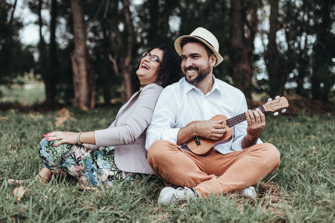 Com influência da bossa nova, Rodrigo e Lia lançam canção em homenagem ao Dia Internacional da Mulher