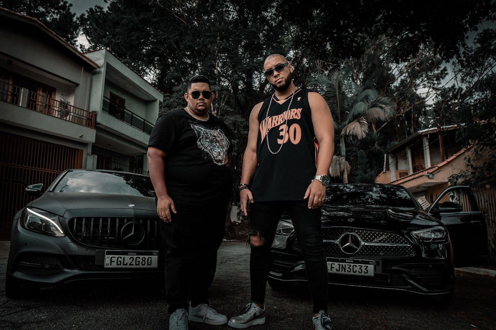 Em releitura trap, Ton Carfi apresenta clipe do sucesso “Joquebede” nesta terça-feira (12)