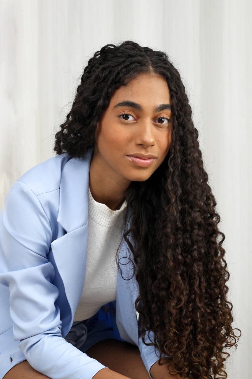 Repórter por um dia no Criança Esperança, Izabelle Ribeiro apresenta nova canção