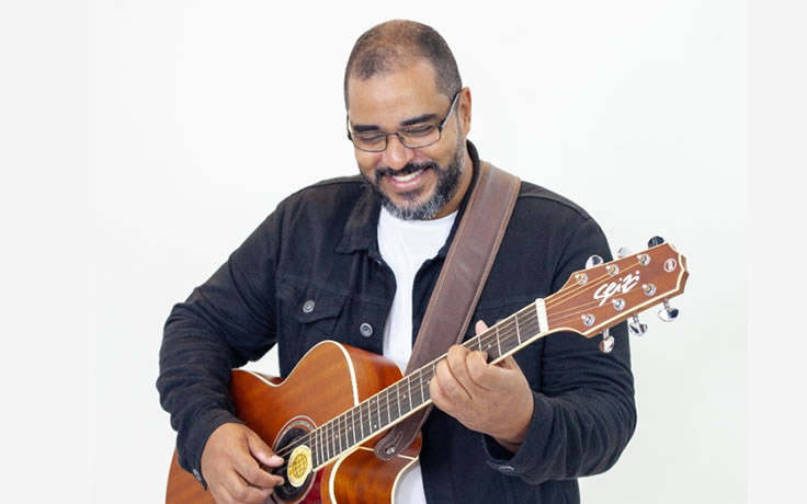 Marcos Miranda se inspira em hinos tradicionais para lançar “Em Memória”, seu novo single
