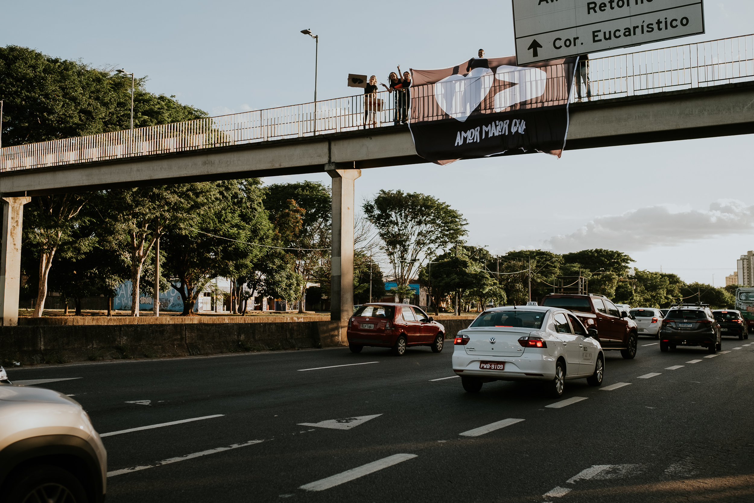 Power Church realiza campanha que espalha a mensagem do maior amor que o mundo já viu