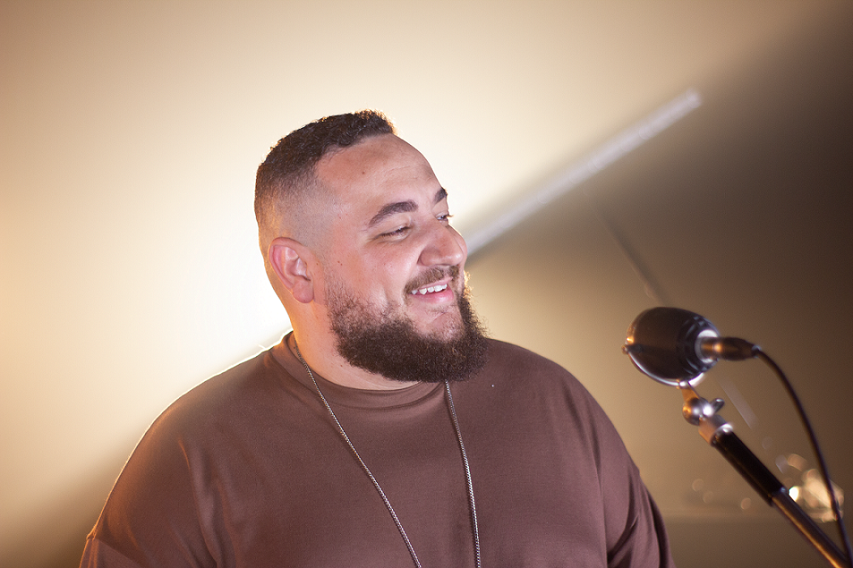 Juan Raposo lança o single autoral “Ainda Te Amo” pela Central Gospel Music