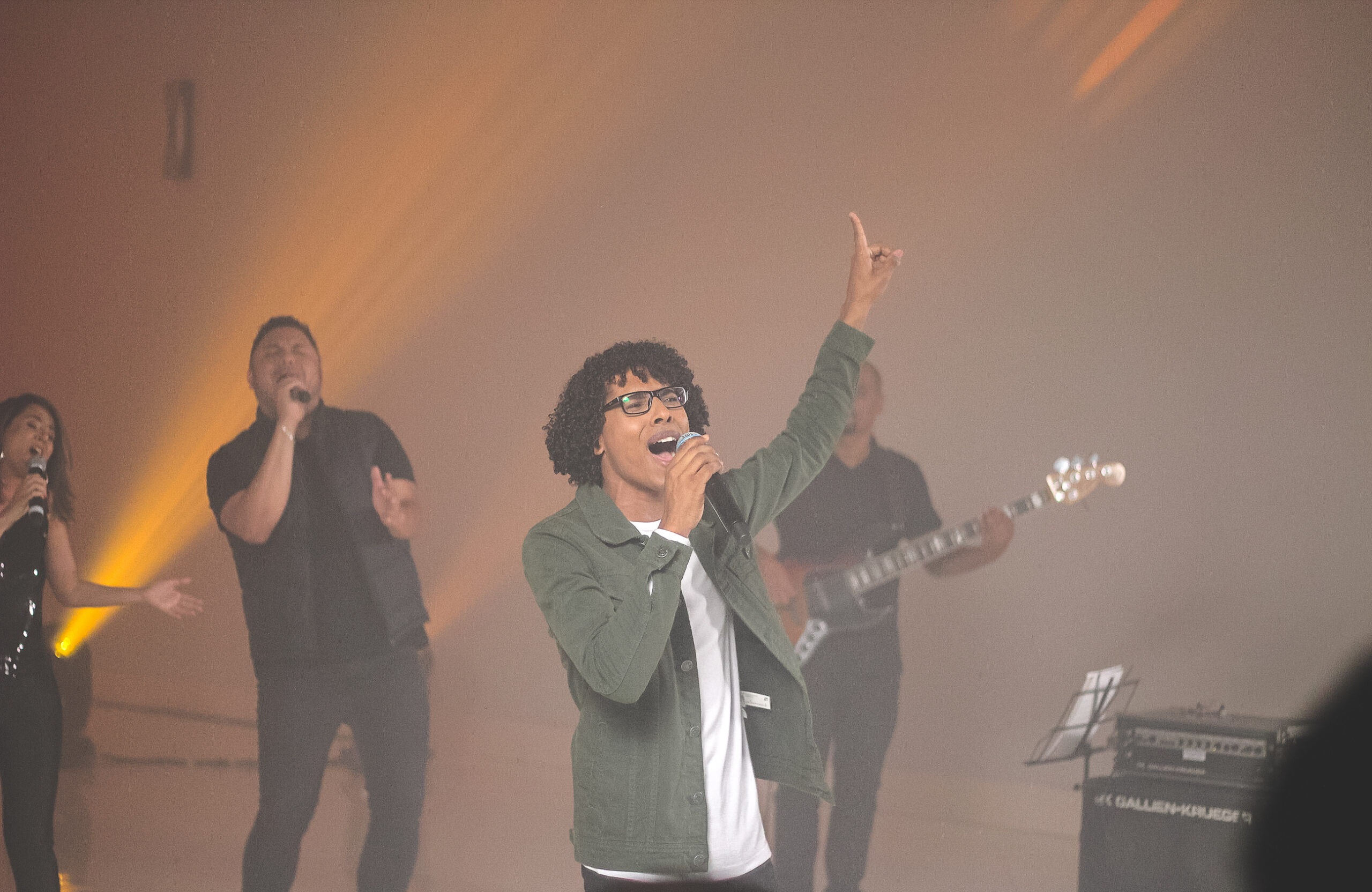 “Vá Em Paz”, canção de Dan Ferreira para se ouvir hoje e sempre