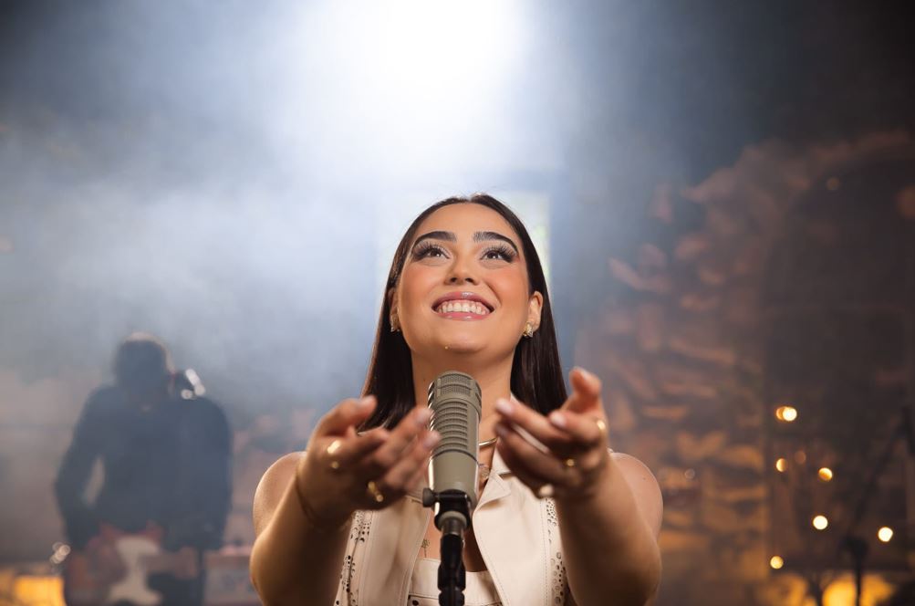 Hadassah Perez exalta Deus e Sua obra com o single “Criação”
