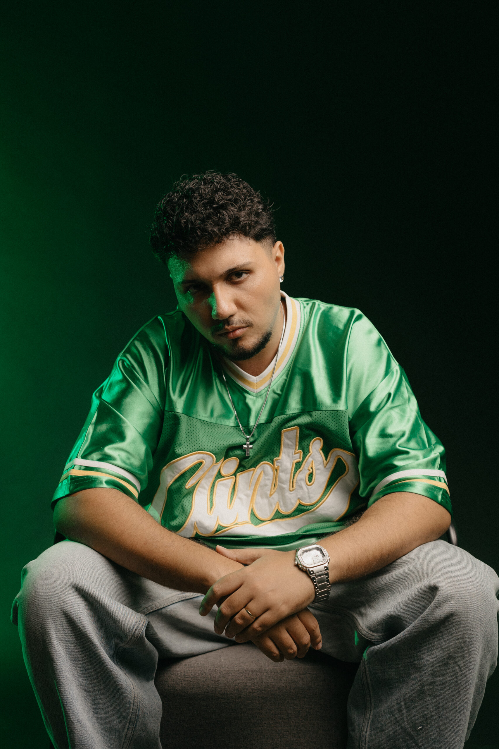 O TRAPPER NESK ONLY LANÇA SEU NOVO SINGLE E CLIPE, “FOGO DE PALHA”