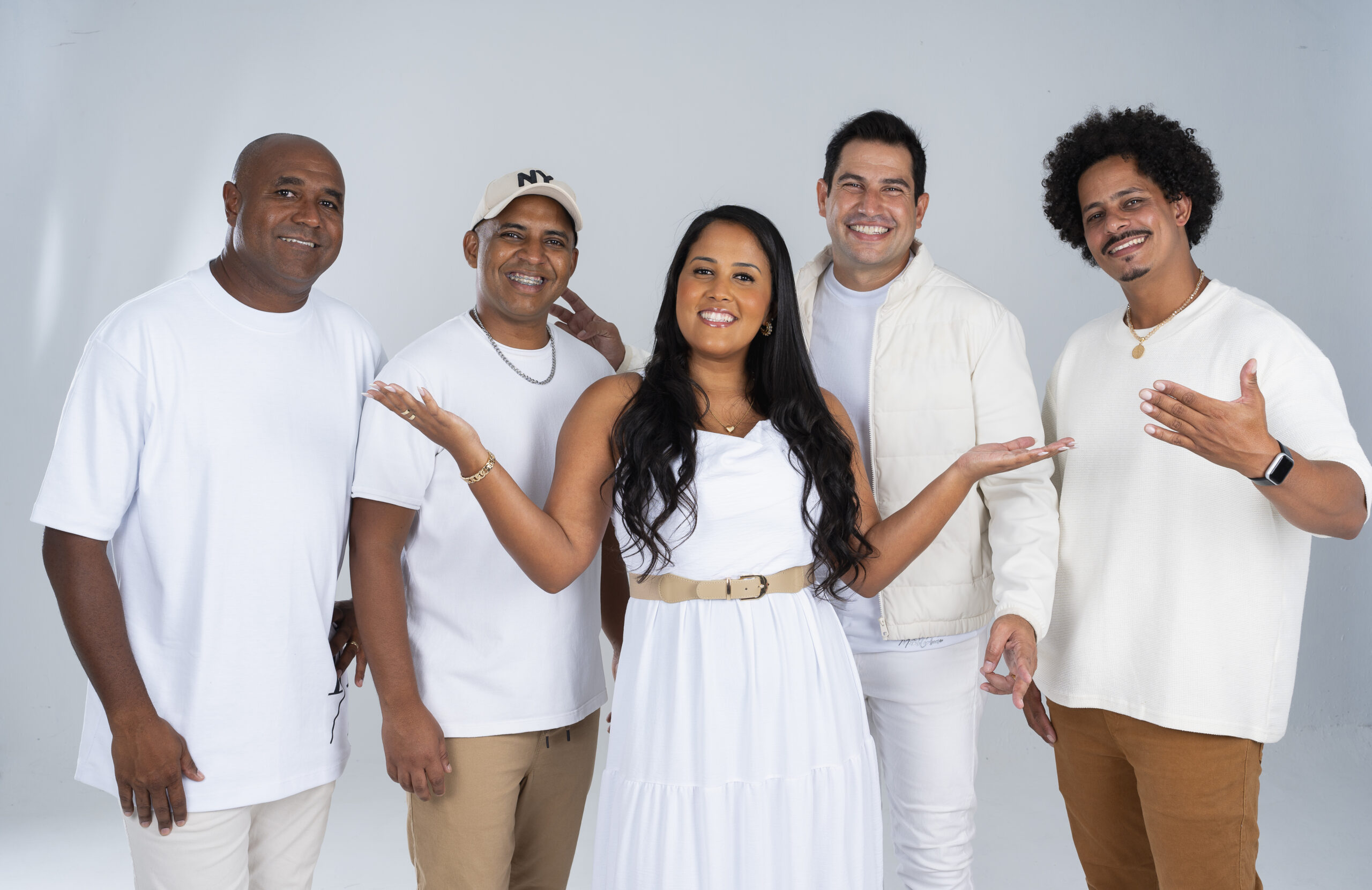 Chega Mais Pra Cristo assina contrato com a Universal Music Christian Group
