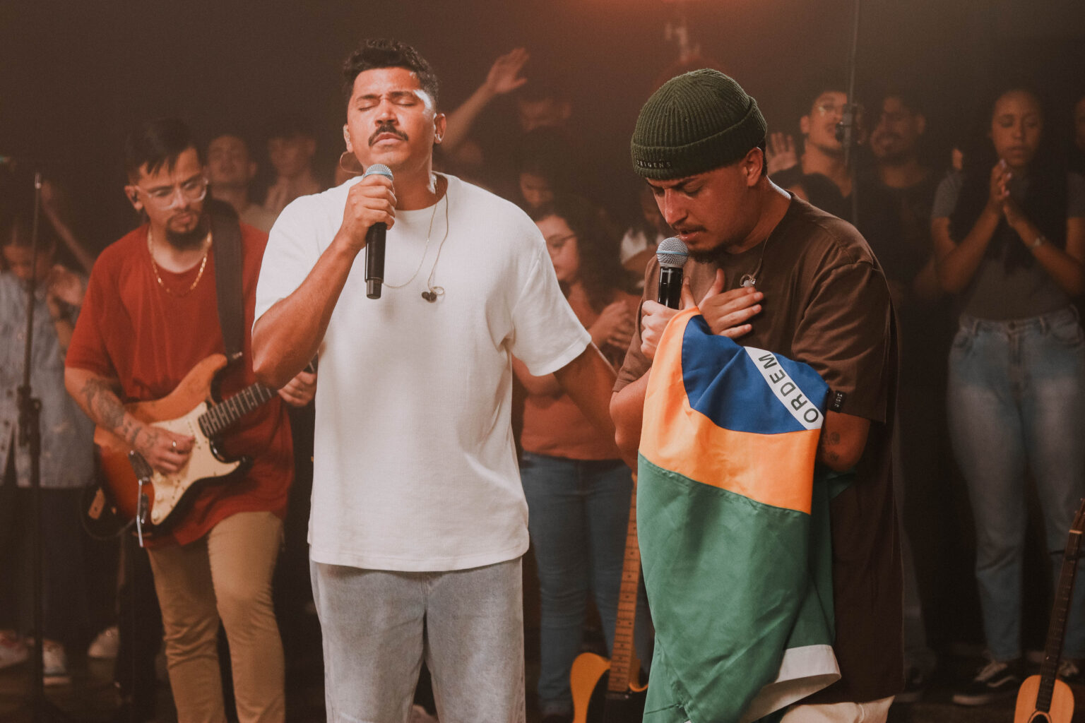 José Wellington apresenta sua nova canção, “Nós Iremos Ver (Ao Vivo)”, que traz a participação de Jhonas Serra