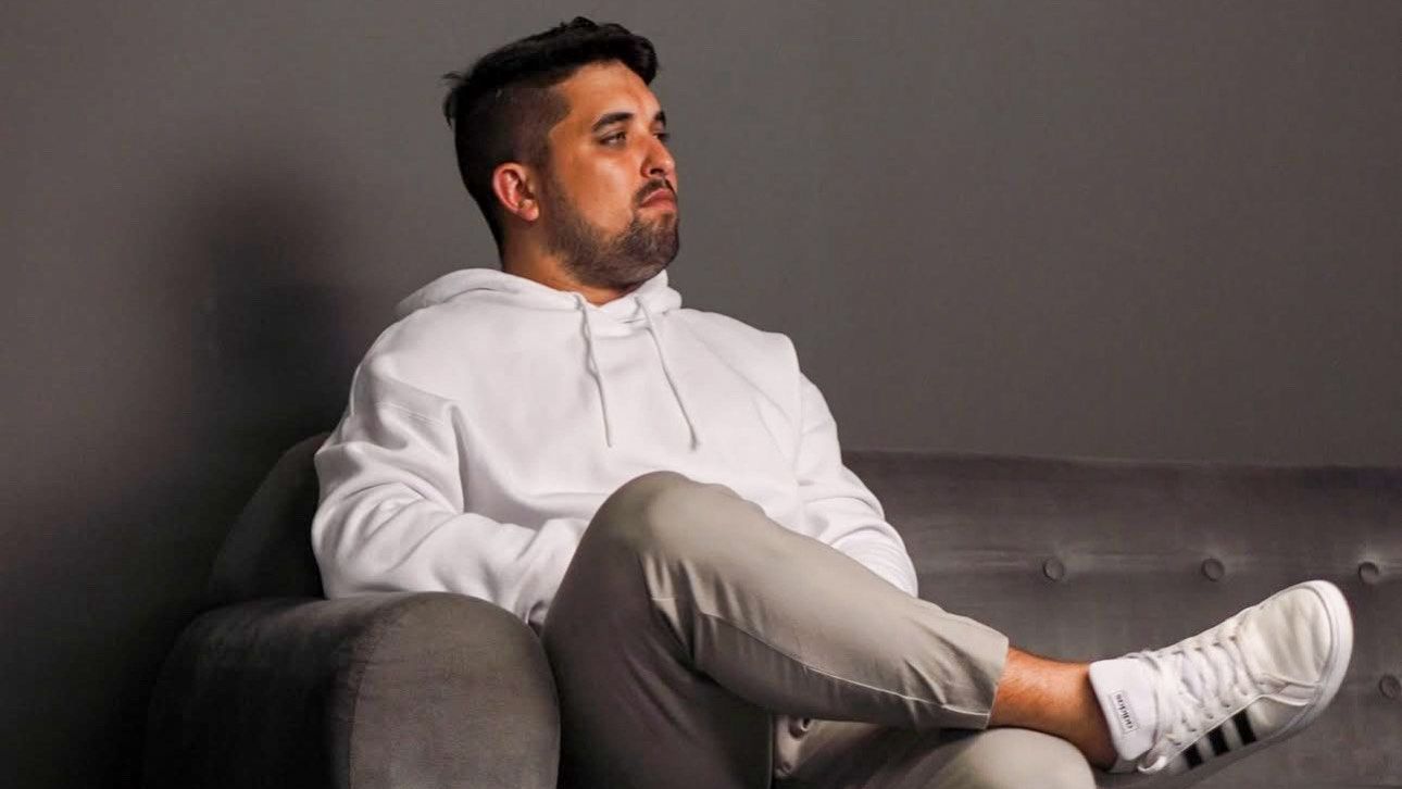Alex Xavier lança “Nada se compara” e integra projeto Bless ONE com canção de gratidão e adoração